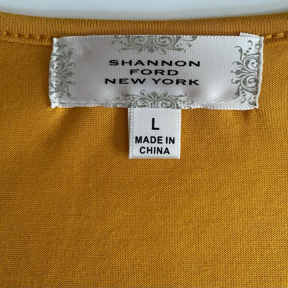 Shannon Ford New York Tunic Size L Mustard Embroidered Front Cold Shoulder - Picture 9 of 10